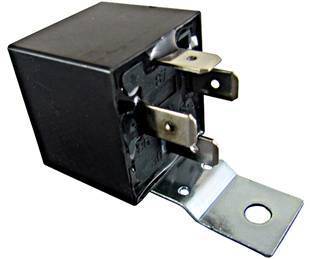 Relê auxiliar de quatro pinos utilizado para desbloqueio de tela de equipamentos de som automotivo