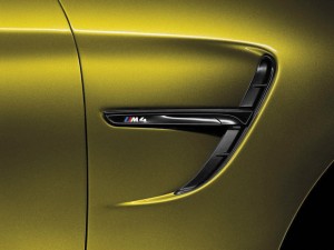 BMW-M4-Concept-saída-de-ar