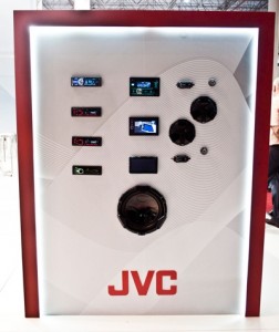 Stand da fabricante de produtos de som automotivo JVC Kenwood no AutoEsporte Expo Show