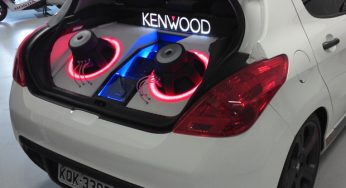 Kenwood equipa carro-show para a Peugeot