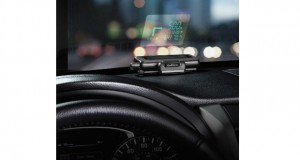 Garmin lança dispositivo HUD, que projeta direções do GPS no para-brisa