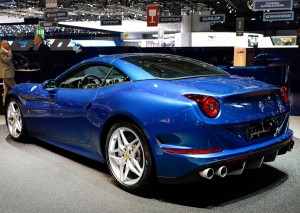 salao-de-genebra--Ferrari-California-T-01