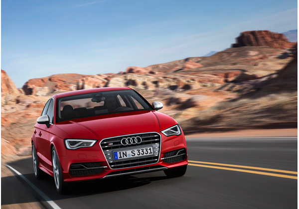 Audi-S3-Sedan-dinâmica-frente---baixa