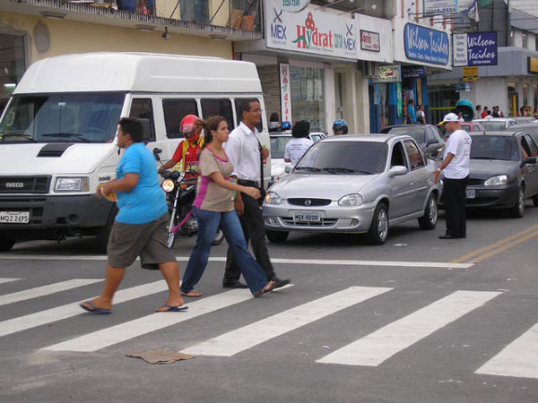 estudo mostra que pedestres são a s maiores vítimas do trânsito