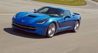 Conheça o modo manobrista da nova Corvette Stingray