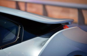 Esse detalhe da lateral da BMW i8 é um dos mais bonitos do esportivo híbrido