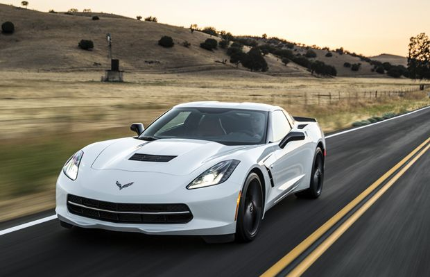 Nas estradas a Chevrolet Corvette 2015 fica à vontade