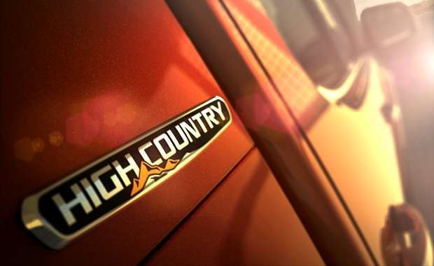 Chevrolet S10_High_Country plaqueta comp