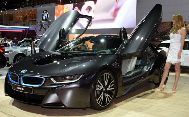 A beleza da BMW i8 no Salão do Automóvel 2014