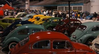 Noite do Fusca reúne apaixonados pelo modelo