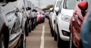 Emplacamentos de automóveis e comerciais leves crescem 14,73% em agosto