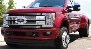 F-450 Super Duty Platinum: Porte de caminhão, pegada de pick-up