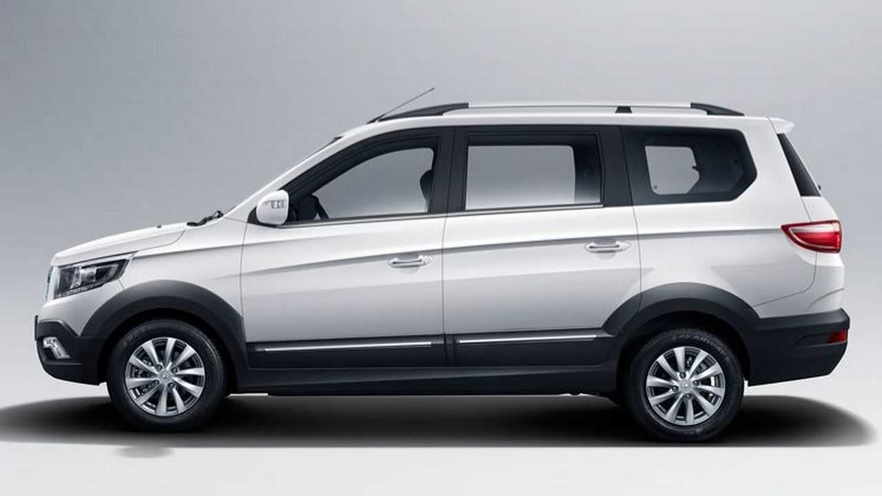 Keyton Motors estreia minivan EX7 100% elétrica no país