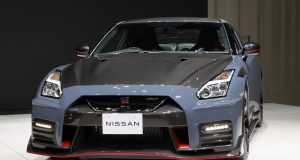 Nissan revela GT-R NISMO no Japão
