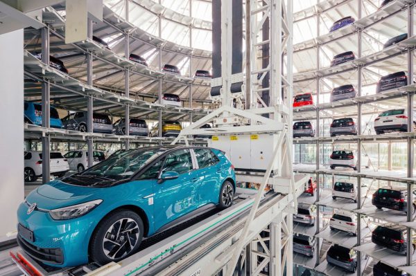Volkswagen comercializará só carros elétricos a partir de 2035