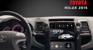 Kronos destaca central multimídia Tesla para Toyota Hilux 2015