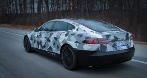 Fabricante de baterias promete Tesla Model S com autonomia de 1.200 km