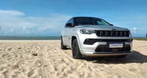 Novo Jeep Compass 4xe híbrido chega ao Brasil por R$ 349 mil