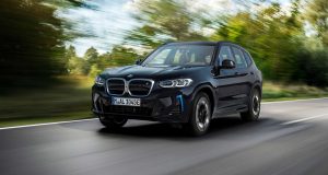 BMW lança iX3 no Brasil por R$ 475 mil