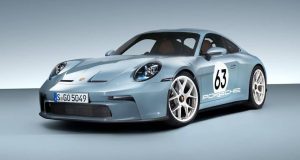 Porsche lança edição comemorativa do 911 e anuncia venda também no Brasil