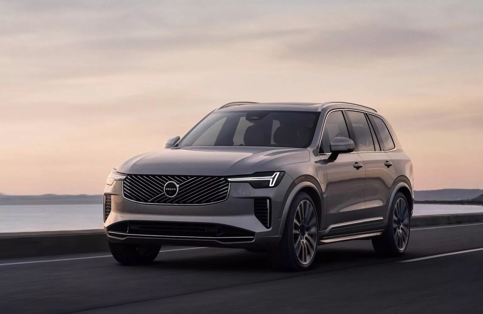 Volvo XC90 2025: veja as principais novidades que logo estarão no Brasil