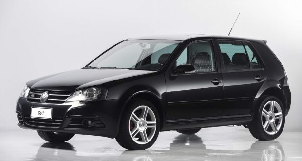 Golf GTI 2008 é restaurado pela Volkswagen e passa a integrar acervo da marca