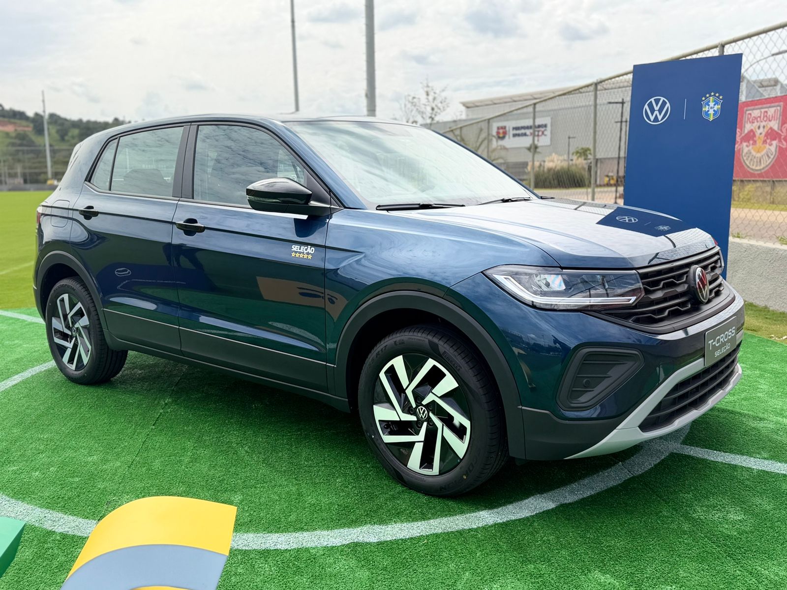 T-Cross Seleção chega baseado na versão básica do SUV: conheça